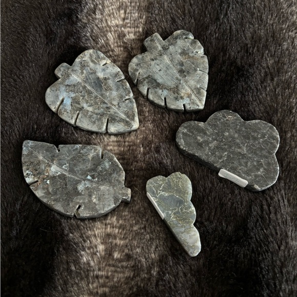 Labradorite crystal bundle - Picture 2 of 5